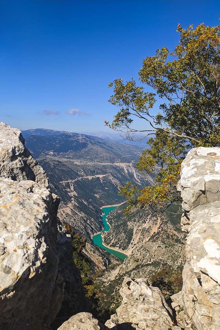 Ο ποταμός Αχελώος όπως φαίνεται από την κορυφή του όρους Κανάλα.