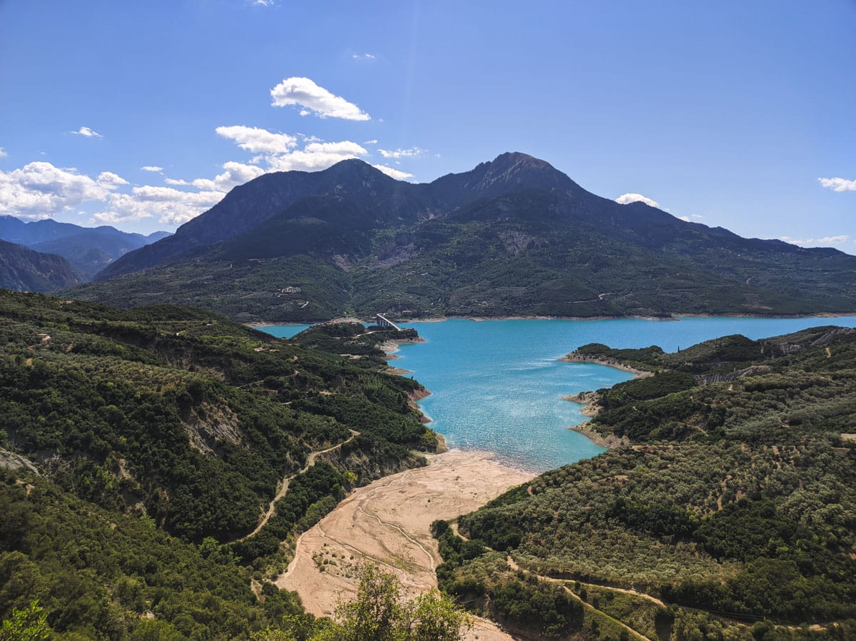 The view of Lake Kremasta from the side of Evritania.